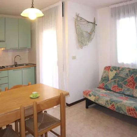 アパート Apartments In Lignano Sabbiadoro 42726 リニャーノ・サッビアドーロ
