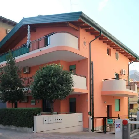 Apartments In Lignano Sabbiadoro 42726 *